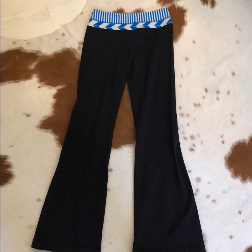 Lululemon yoga pants
